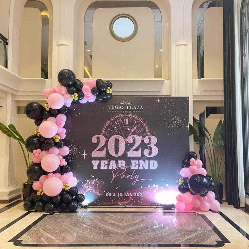 thi công backdrop tiệc cuối năm