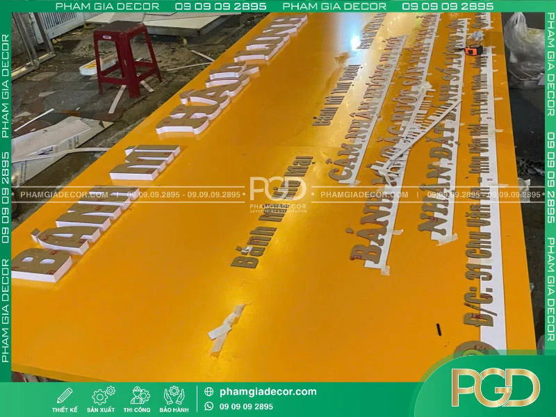 làm bảng hiệu mặt tiền alu