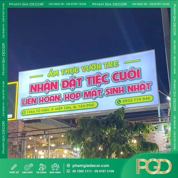 bang hieu hop den mat tien
