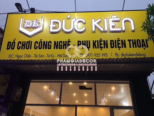 Thiết kế bảng hiệu shop phụ kiện