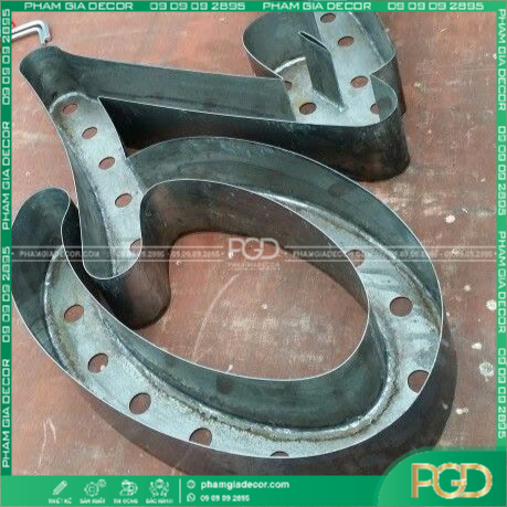 kỹ thuật làm bảng hiệu mới uốn nổi chữ hàn quốc