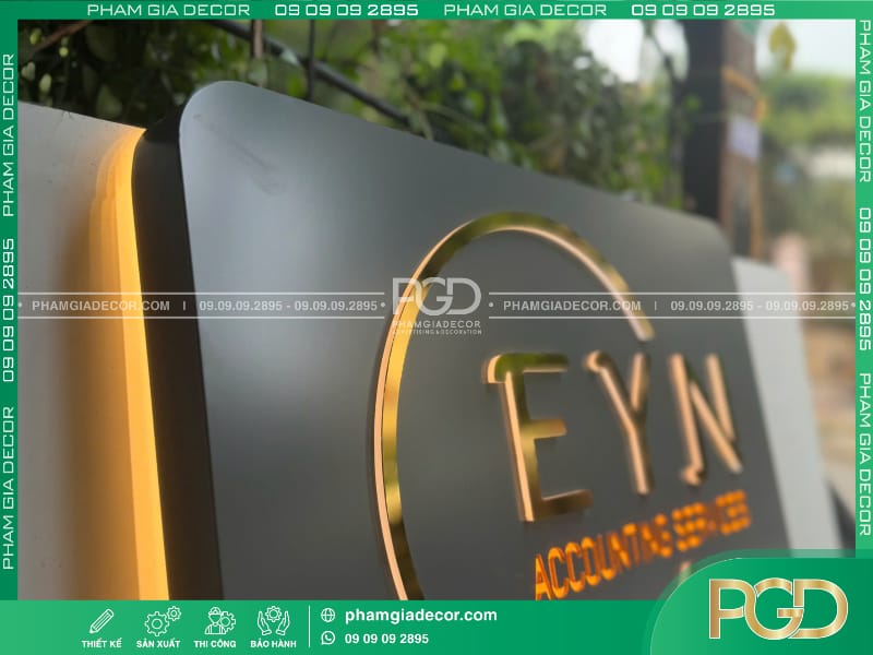 hộp đèn alu chữ nổi mica bồi chân led viền