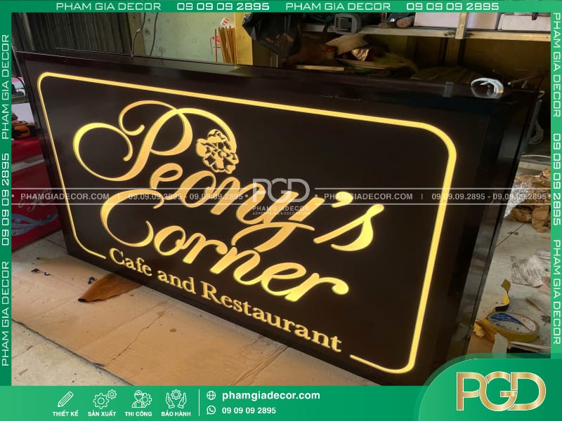 hộp đèn alu khoét lọng âm led mica cháo ốp trong