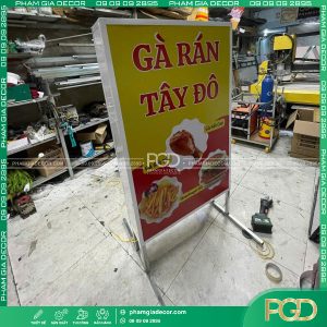 hộp đèn bạt hai mặt gà rán tây đô