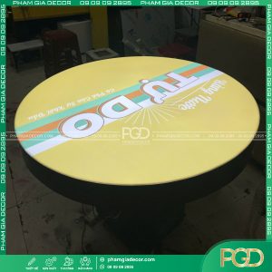 hộp đèn mica in uv âm led