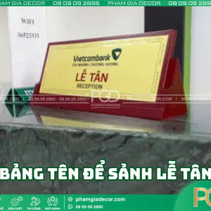Vị trí đặt bảng tên để sảnh lễ tân