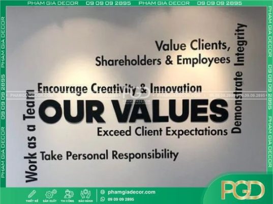 Slogan-dan-tuong-bang -Formex-hoac-Mica