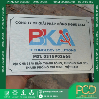 Làm Bảng Tên Công Ty