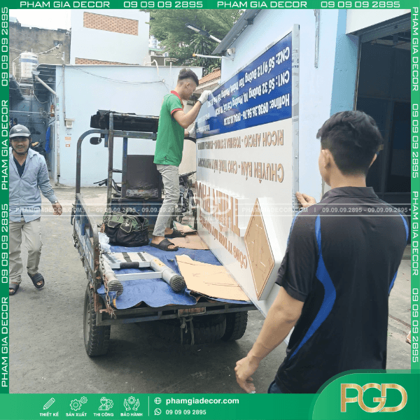 thi công bảng hiệu alu chữ nổi giá rẻ