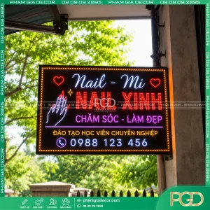 Bảng LED ruồi quảng cáo – thu hút khách hàng ban đêm