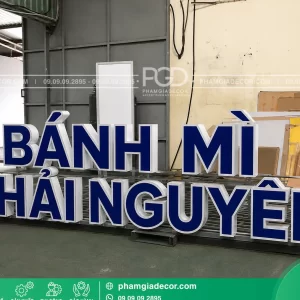 Gia công chữ nổi alu