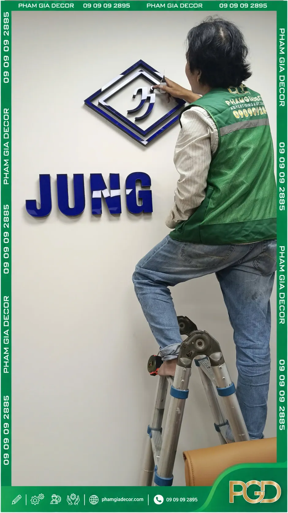 Gia công chữ nổi mica