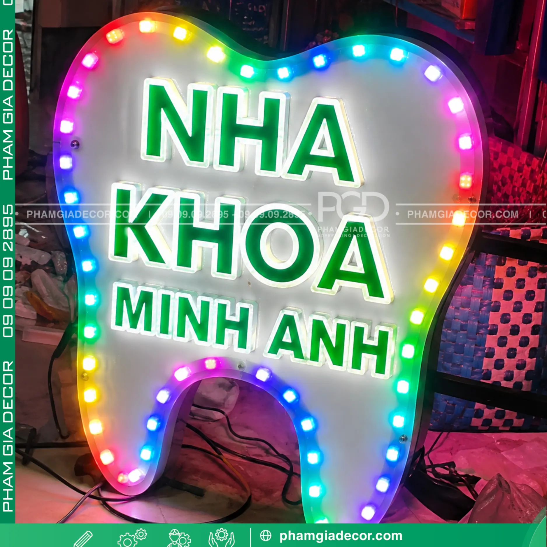 Biển vẫy nha khoa 2 Biển vẫy nha khoa