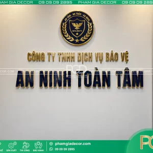 Làm Bảng Hiệu Trọn Gói Giá Rẻ Thi Công Báo Giá Tại TPHCM 51 Logo chữ nổi inox văn phòng