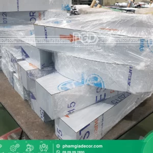Gia công chữ nổi alu 9 chu noi alu
