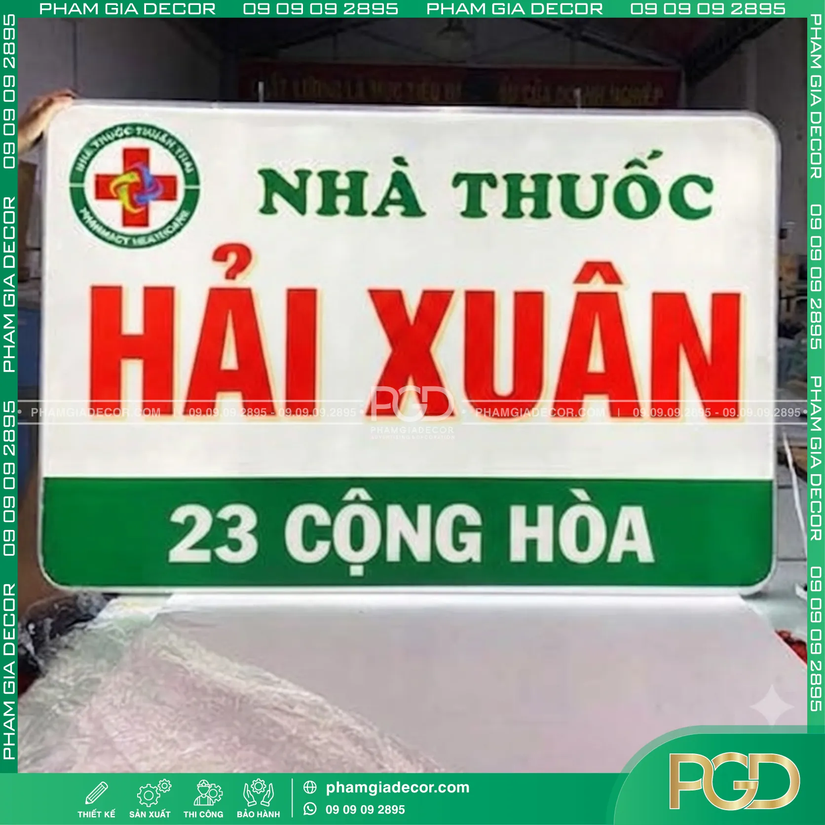 Hộp đèn hút nổi chữ nhật
