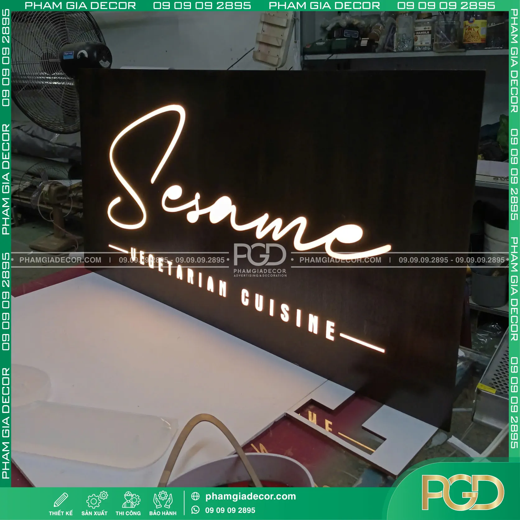 Hộp đèn gỉ sét 10 Hộp đèn gỉ sét