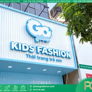 Bảng hiệu tôn sóng chữ nổi 8 bang hieu ton song chu noi 6
