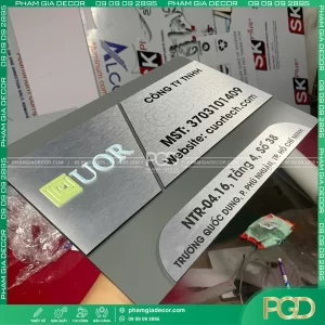 Bảng Tên Công Ty Inox Xước Chữ Nổi lấy liền tại Tphcm 12 bang ten cong ty inox 7